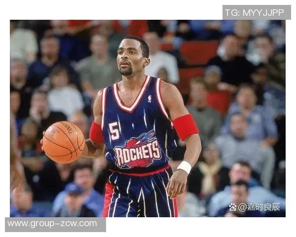 莫布里表现出色12投7中收获17分10篮板5助攻2盖帽助球队稳定胜利