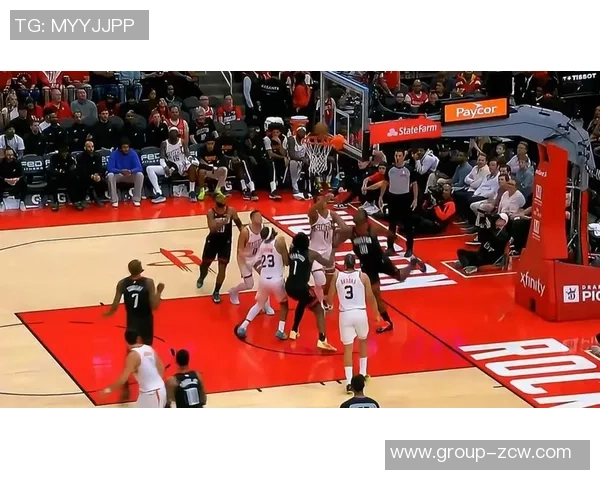 狄龙加盟太阳后焕发新生布克与狄龙双星组合引发期待