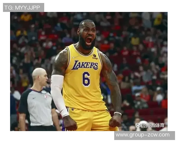 老詹回归克城的可能性引发媒体人深思或许是最后一次以球员身份亮相 老詹回归克城的可能性引发媒体人深思或许是最后一次以球员身份亮相